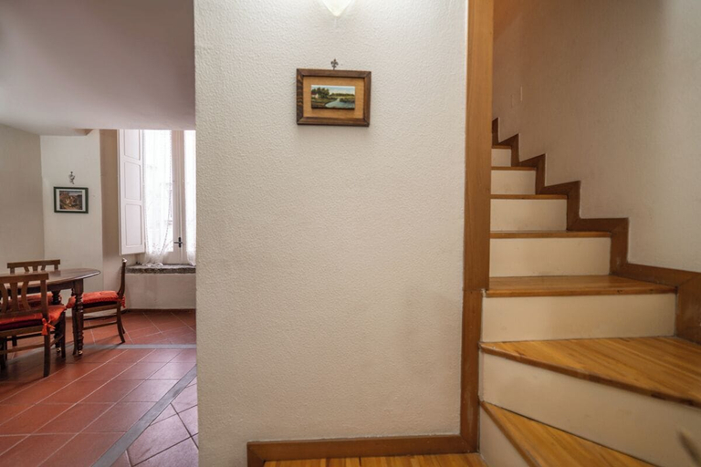 Interior 5, Il Nido, Napoli