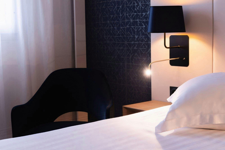 Bedroom 2, Hotel L Amiraute, Finistère