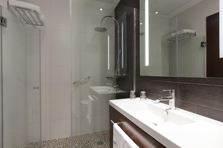 Bathroom 4, Ciudad de Alcañiz, Teruel