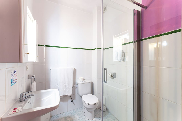 Bathroom 4, Hostal Residencia San Francisco, Baleares
