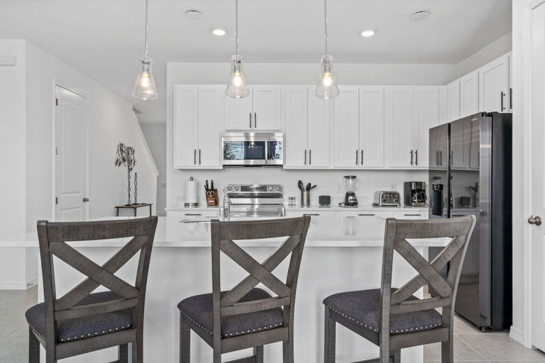 Private kitchen 5, Villa 3 BR, 2.5 BA Sleeps 8!, Polk