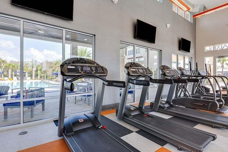 Fitness facility, Modern Sonoma Paradise w Private Pool & BBQ Grill Sleeps 32, Osceola