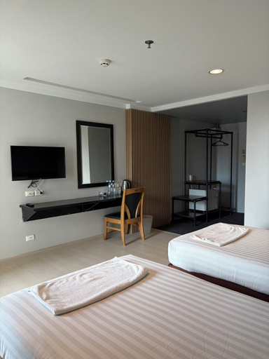 Bedroom 3, J & Y Lodge Hotel, Muang Chon Buri