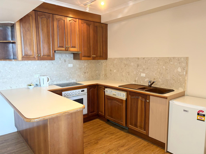 5, The Oceanfront Cairns, Cairns