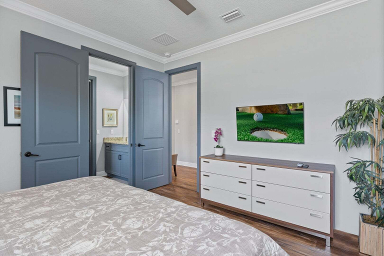 Room 3, Boutique Luxury Home, Private Pool Close to Disney, Osceola