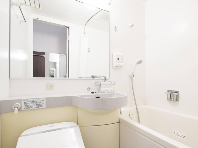 Bathroom 5, Comfort Hotel Himeji, Himeji