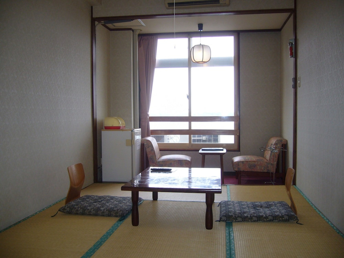 Bedroom, Sado Ryotsu Shiizaki Onsen, Sado