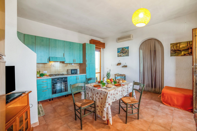 Dining, Favoloso Salento - Flat With Balcony 50m to Beach, Taranto