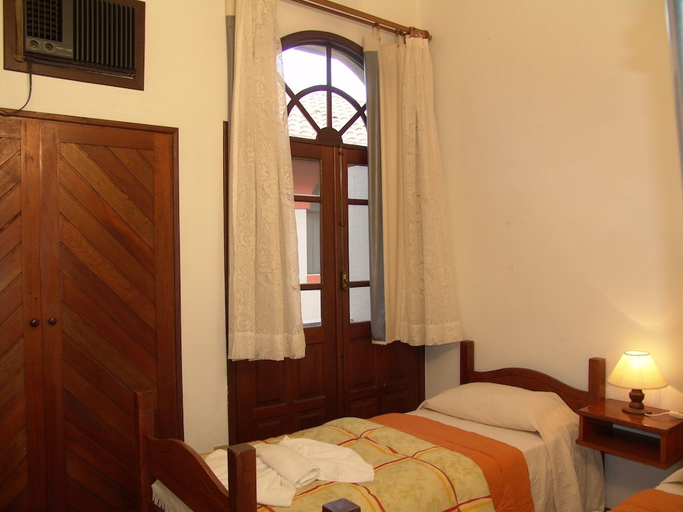 Bedroom 2, La Alhambra Apart Hotel, Florianopolis
