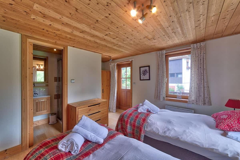 Bedroom 2, Chalet Heidi, Haute-Savoie