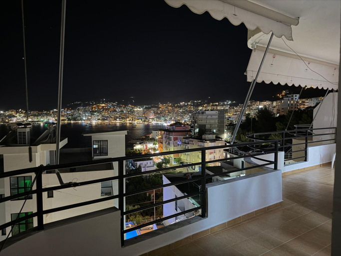 Food & Drinks 4, Avra Apartments, Sarandës