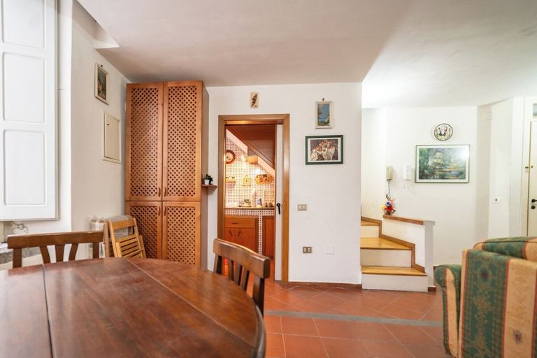 Interior 4, Il Nido, Napoli