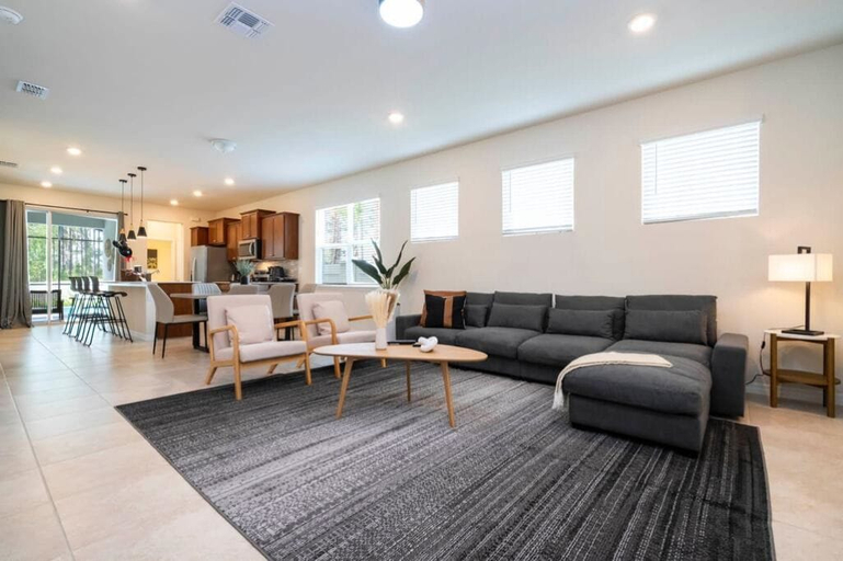 Living area 4, Spectacular 5 En-suites Amazing View!, Polk
