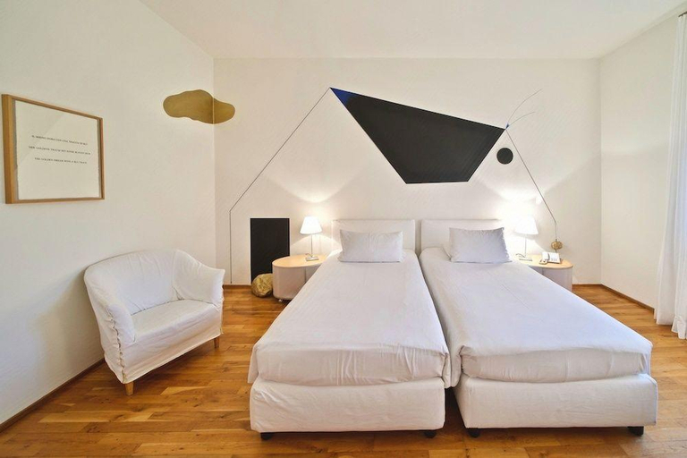 Bedroom 3, Gast - und Kulturhaus Der Teufelhof Basel, Basel
