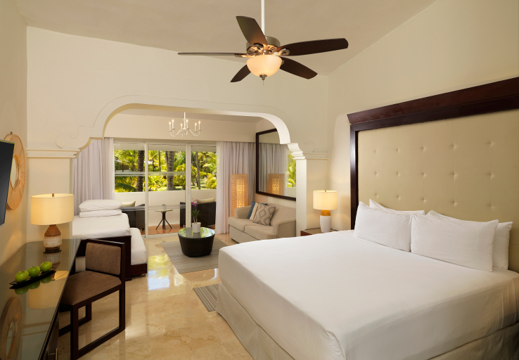 Bedroom 2, Melia Caribe Beach Resort - All Inclusive, Salvaleon de Higuey