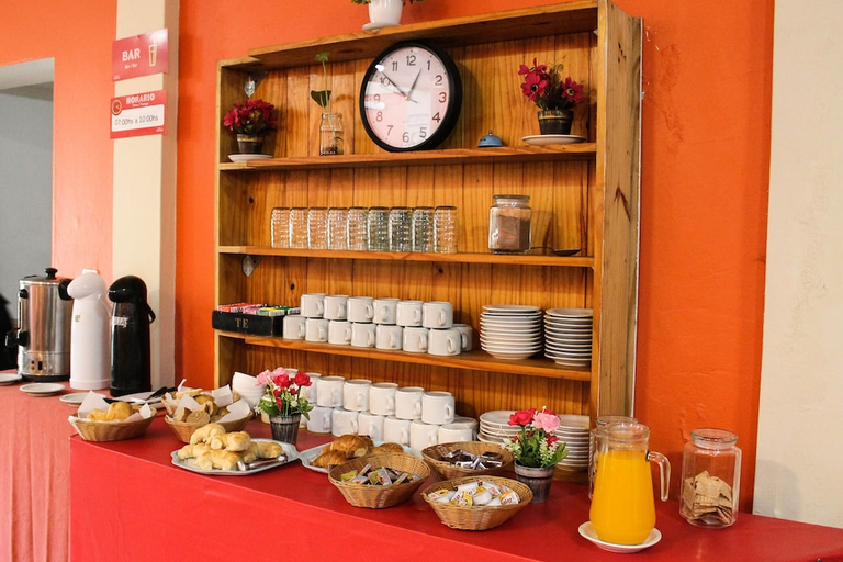 Food & Drinks 5, Casi Guemes Hotel, Capital