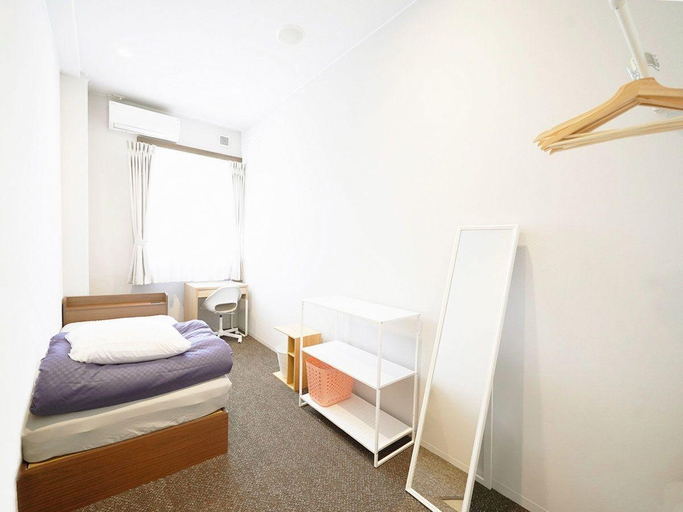 Bedroom 4, OiseSun Cafe & Hotel, Hyūga