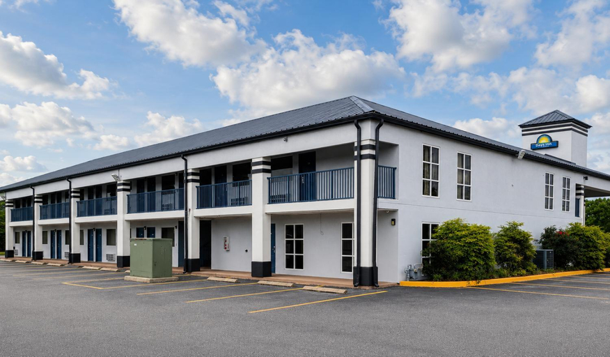 Others 4, Executive Inn, Seminole