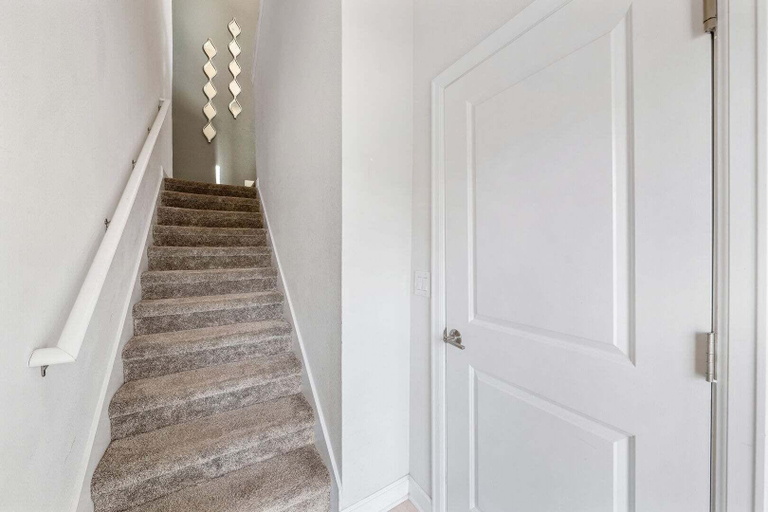 Interior 3, Beautiful Golf Course View Townhome!, Osceola