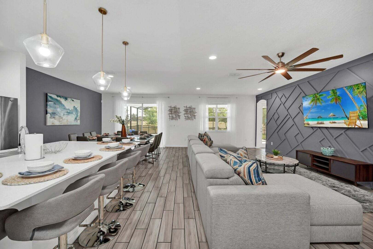 Food & Drinks, Luxury Villa: Pool, Home Cinema, BBQ & Near Disney Parks, Osceola