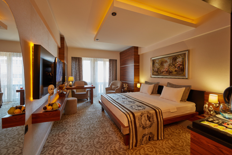 Bedroom 4, Madame Tadia Hotel, Merkez
