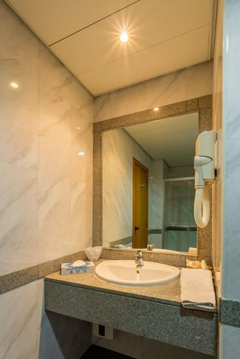Bathroom 3, Vip Executive Suites Maputo Hotel, Maputo