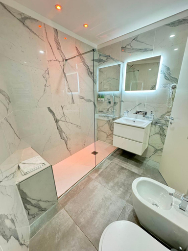 Bathroom 3, La Cupola del Vaticano Bed and Breakfast, Rome