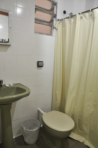 Bathroom, Hotel Riazor, Rio de Janeiro