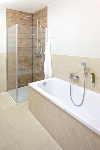 Bathroom 5, Dorint Resort Baltic Hills Usedom, Vorpommern-Greifswald