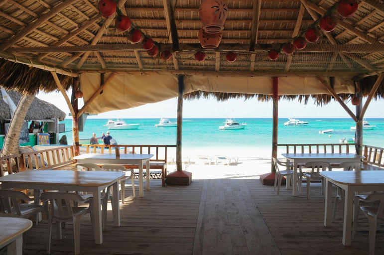 Food & Drinks 5, Hotel Cortecito Inn Bavaro, Salvaleon de Higuey