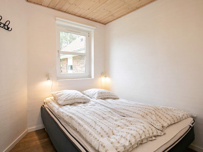 Interior view 4, Cosy retreat in holiday park, Varde