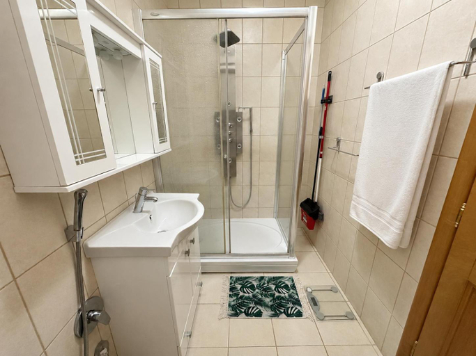 Bathroom 4, Villa Magnetic