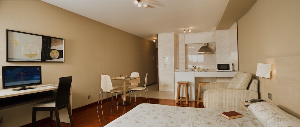 Others 5, APARTAMENTOS ATTICA 21 PORTAZGO, A Coruña