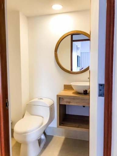 Bathroom 4, Portal del Rodeo Aparta Hotel, Medellín