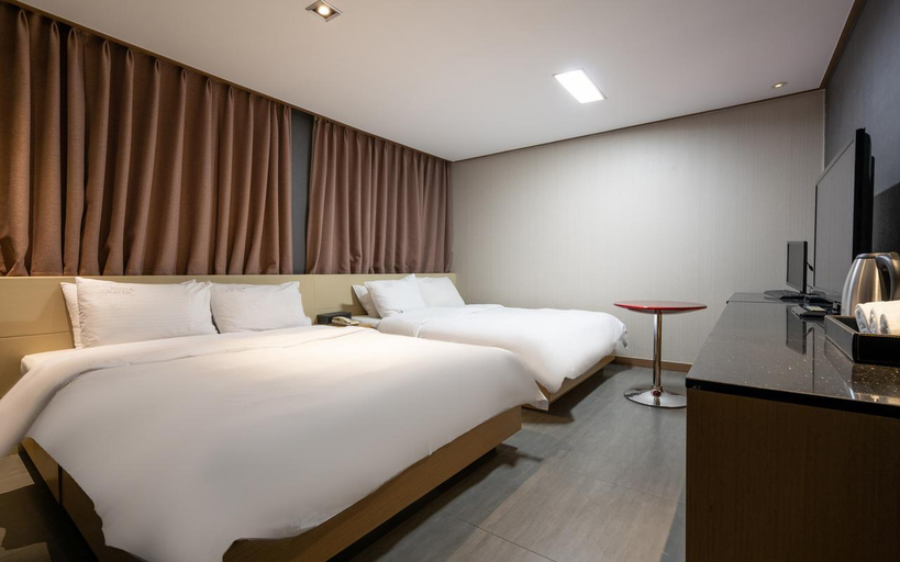 Bedroom 2, Incheon (Wolmido) Naver Hotel, Jung