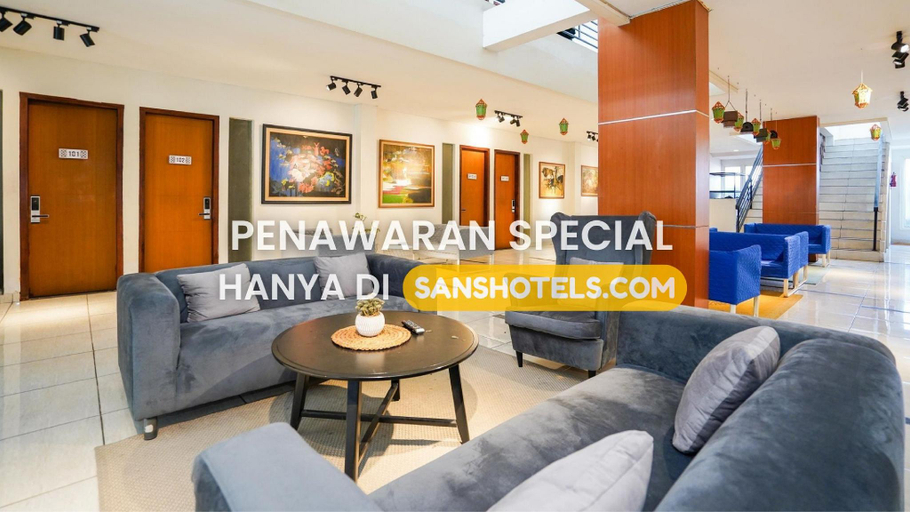 Public Area 3, Sans Hotel Prime Cailendra Yogyakarta by RedDoorz, Yogyakarta
