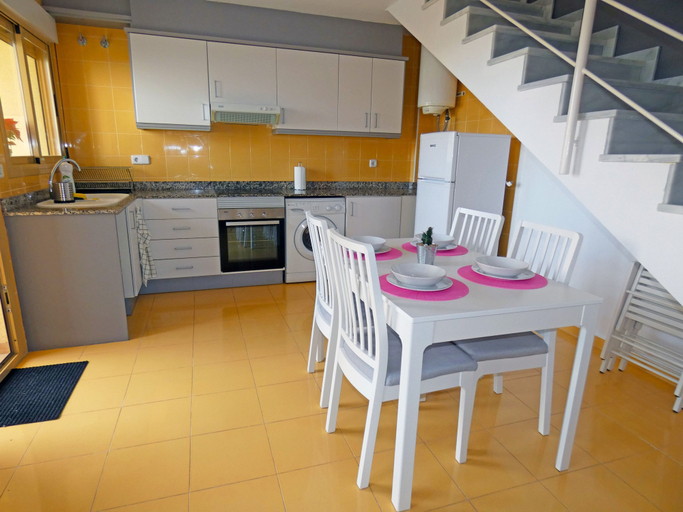 Room 2, Ap121 in Oliva With 2 Bedrooms and 1 Bathrooms, Valencia