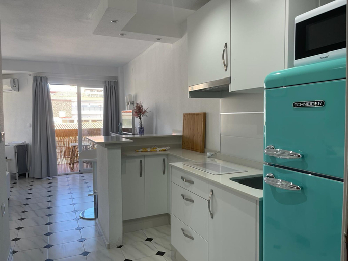 Room 4, Terrasol Plazamar 6-2, Málaga