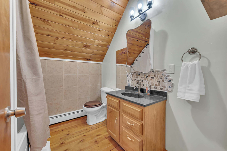 Interior 2, Secluded Log Cabin With Hot Tub, Fire Pit, Game Room, Pike