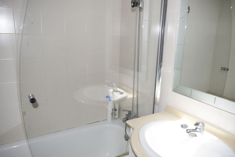 Room 4, At2214 in Denia With 2 Bedrooms and 2 Bathrooms, Alicante