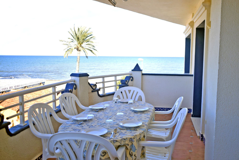 Room 2, Ap2201 in Denia With 2 Bedrooms and 2 Bathrooms, Alicante