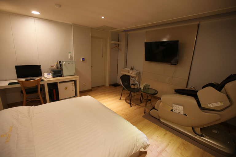 Bedroom, Hotel River, Namwon