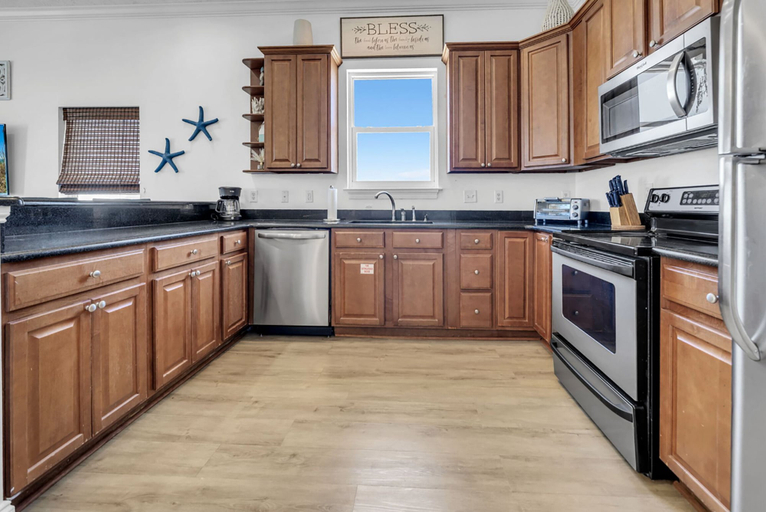 Private kitchen 3, Vista del Mar II - Coastal Calm PCB 301, Bay