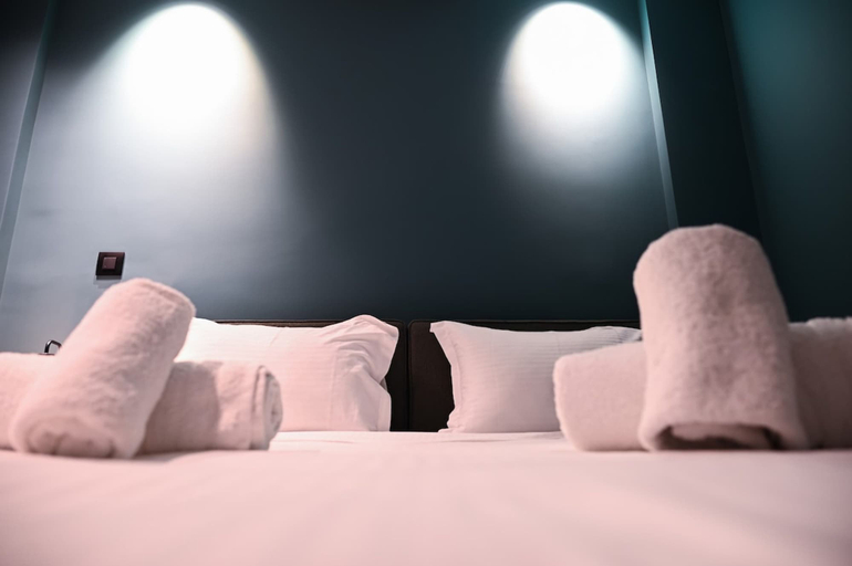 Room 4, Cocoon Athenian Riviera by Neuvel, Attica