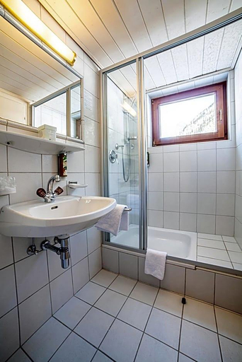 Bathroom 5, Sport & Vital Hotel Seppl, Imst