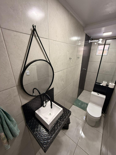 Bathroom 2, HOSTEL FAMILIA ZANATTA, Caxias do Sul