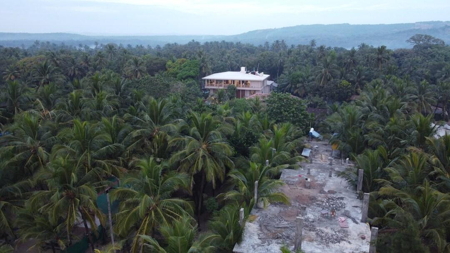 Others 5, LA CASA ROYALE, Sindhudurg