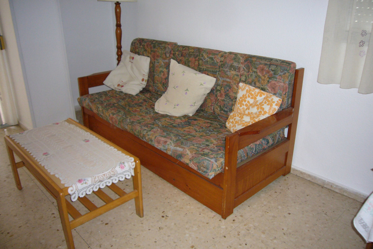 Room 3, Oce3 2A in Benidorm With 2 Bedrooms and 1 Bathrooms, Alicante