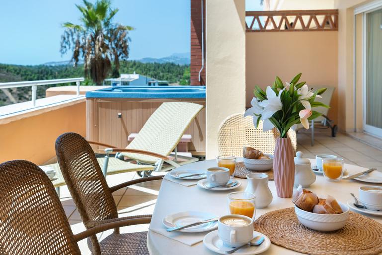 Room 3, AS MM A09 in Mijas Costa, Málaga