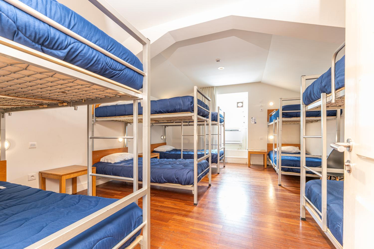 Bedroom 3, PJA - Ponta Delgada Youth Hostel, Ponta Delgada